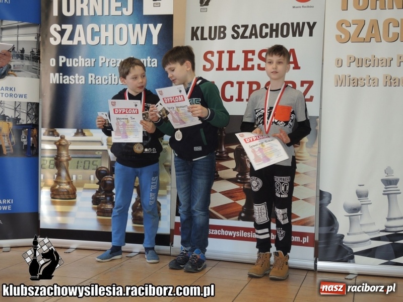 Zdjęcie w galerii na portalu naszraciborz.pl: Rekordowy turniej szachowy o Puchar Prezydenta za nami wiadomości z regionu