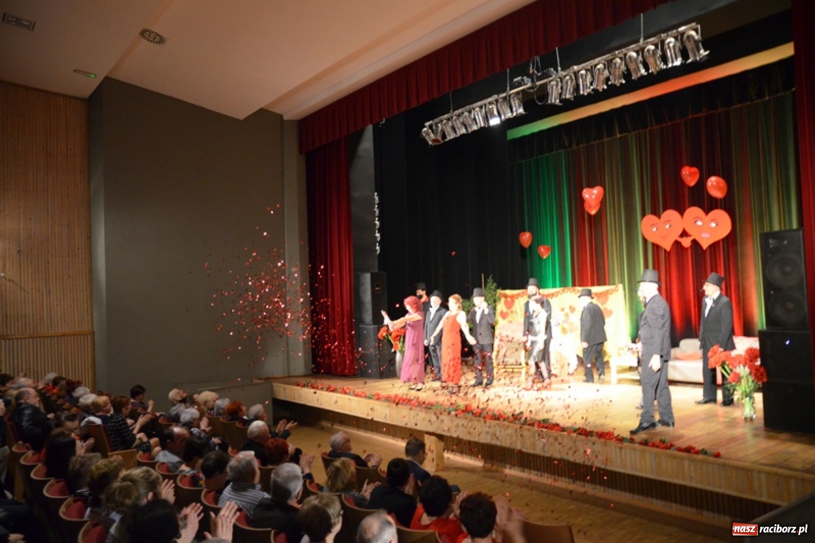 Zdjęcie w galerii na portalu naszraciborz.pl: Z miłością i uśmiechem... Program walentynkowy w Kuźni Raciborskiej wiadomości z regionu