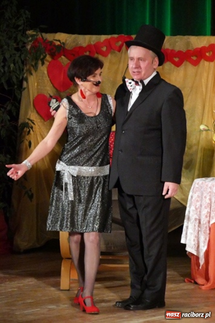 Zdjęcie w galerii na portalu naszraciborz.pl: Z miłością i uśmiechem... Program walentynkowy w Kuźni Raciborskiej wiadomości z regionu