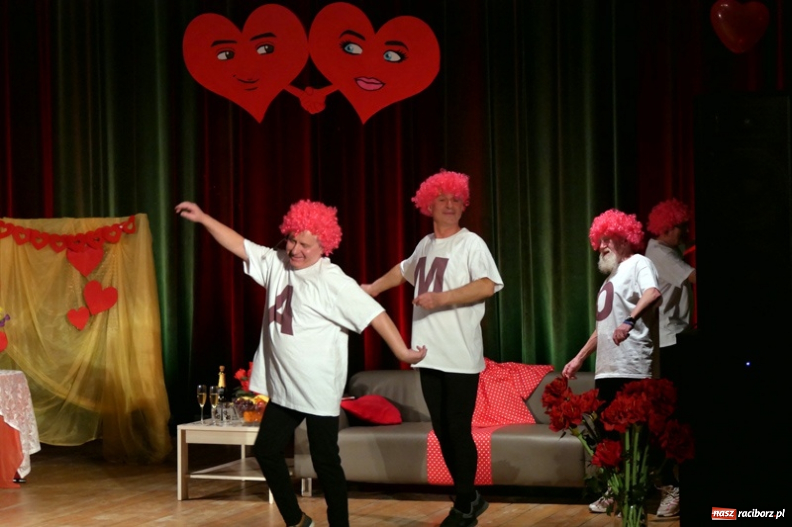 Zdjęcie w galerii na portalu naszraciborz.pl: Z miłością i uśmiechem... Program walentynkowy w Kuźni Raciborskiej wiadomości z regionu