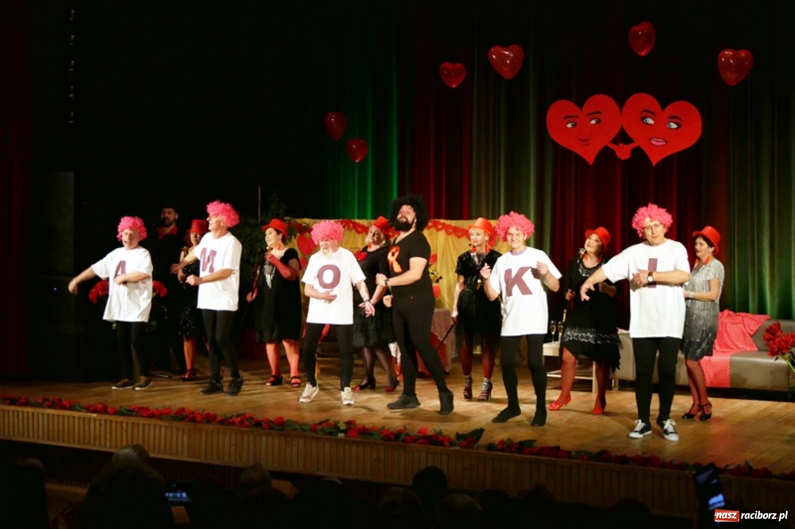 Zdjęcie w galerii na portalu naszraciborz.pl: Z miłością i uśmiechem... Program walentynkowy w Kuźni Raciborskiej wiadomości z regionu