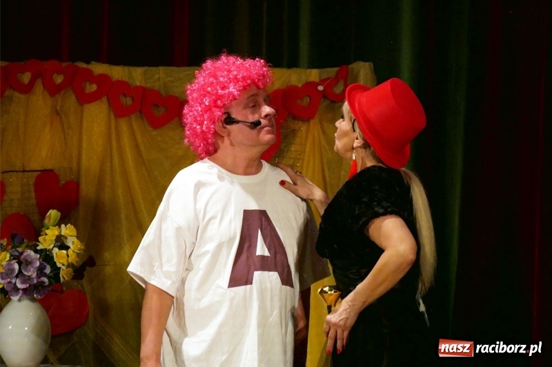 Zdjęcie w galerii na portalu naszraciborz.pl: Z miłością i uśmiechem... Program walentynkowy w Kuźni Raciborskiej wiadomości z regionu