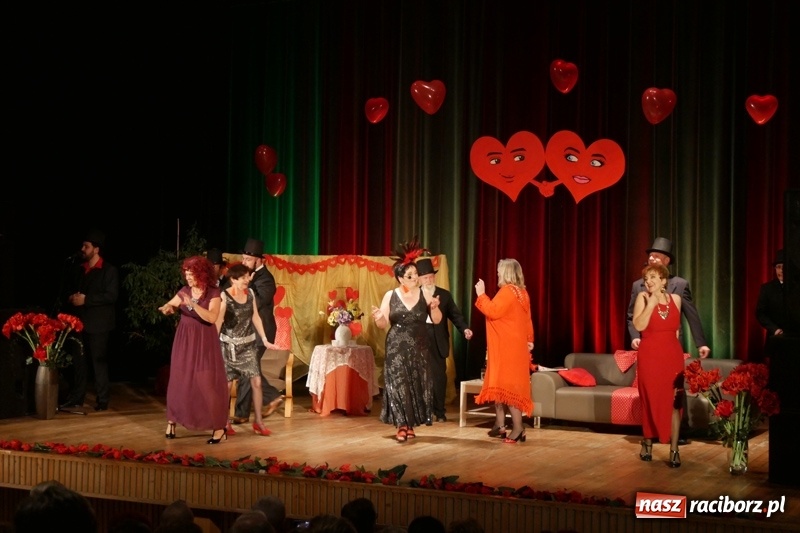 Zdjęcie w galerii na portalu naszraciborz.pl: Z miłością i uśmiechem... Program walentynkowy w Kuźni Raciborskiej wiadomości z regionu