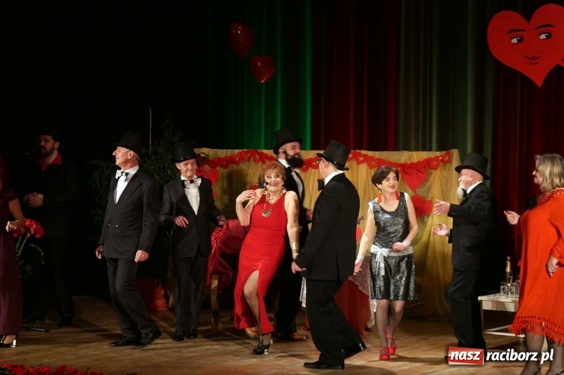 Zdjęcie w galerii na portalu naszraciborz.pl: Z miłością i uśmiechem... Program walentynkowy w Kuźni Raciborskiej wiadomości z regionu