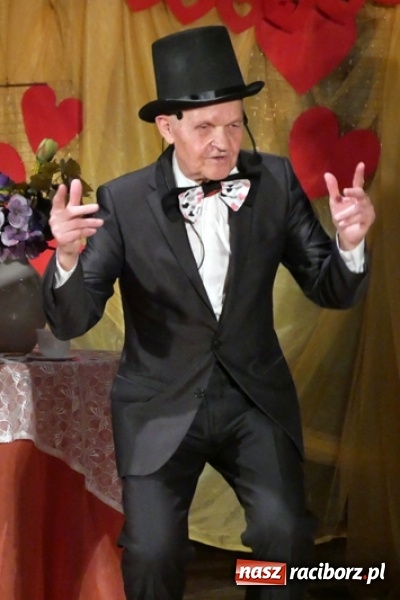 Zdjęcie w galerii na portalu naszraciborz.pl: Z miłością i uśmiechem... Program walentynkowy w Kuźni Raciborskiej wiadomości z regionu