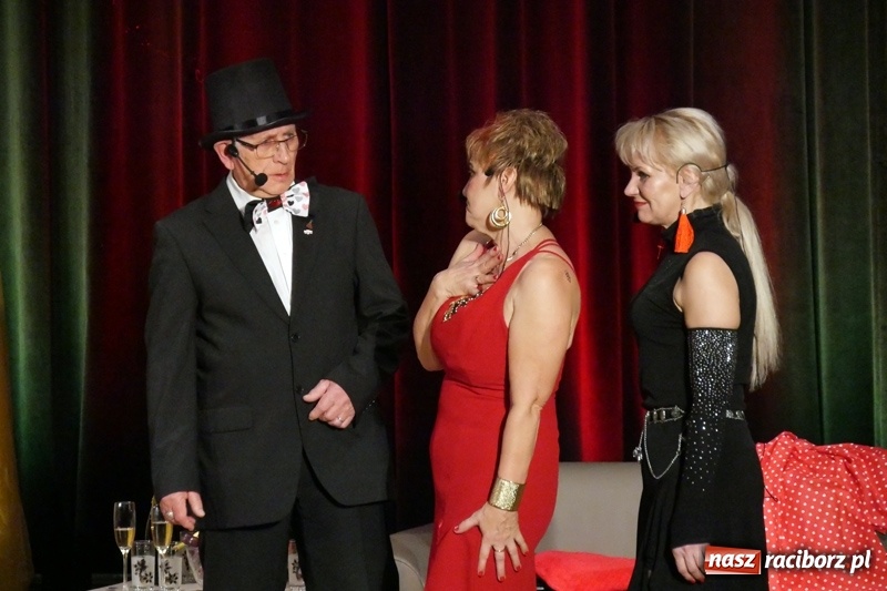 Zdjęcie w galerii na portalu naszraciborz.pl: Z miłością i uśmiechem... Program walentynkowy w Kuźni Raciborskiej wiadomości z regionu