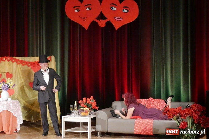 Zdjęcie w galerii na portalu naszraciborz.pl: Z miłością i uśmiechem... Program walentynkowy w Kuźni Raciborskiej wiadomości z regionu