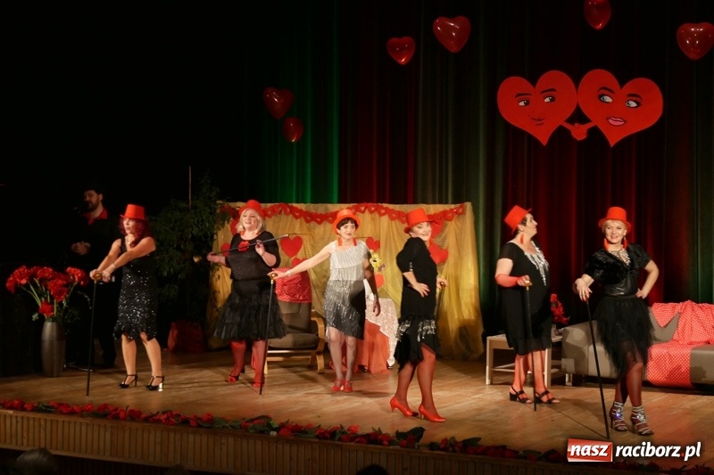 Zdjęcie w galerii na portalu naszraciborz.pl: Z miłością i uśmiechem... Program walentynkowy w Kuźni Raciborskiej wiadomości z regionu