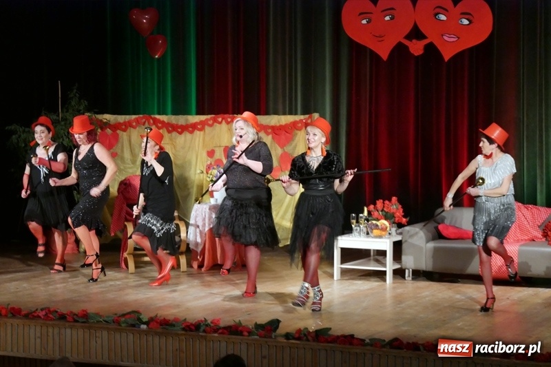 Zdjęcie w galerii na portalu naszraciborz.pl: Z miłością i uśmiechem... Program walentynkowy w Kuźni Raciborskiej wiadomości z regionu