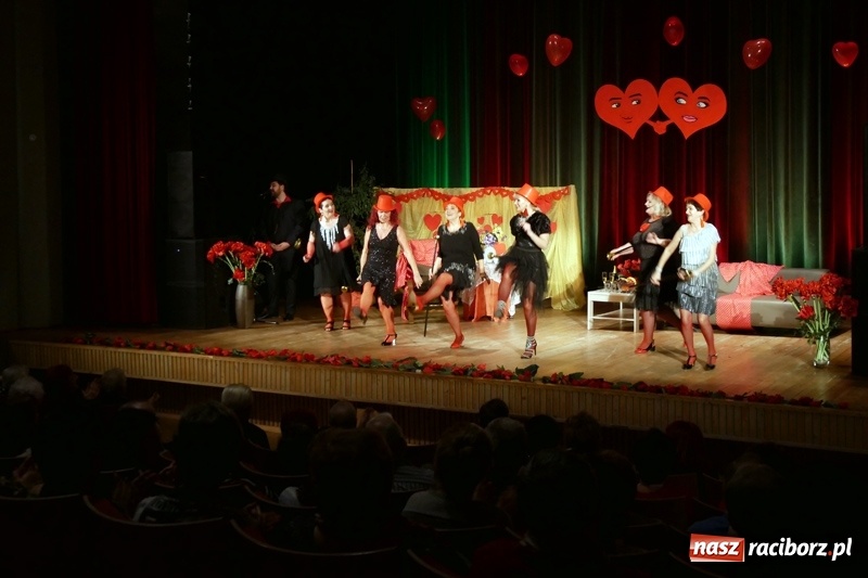 Zdjęcie w galerii na portalu naszraciborz.pl: Z miłością i uśmiechem... Program walentynkowy w Kuźni Raciborskiej wiadomości z regionu