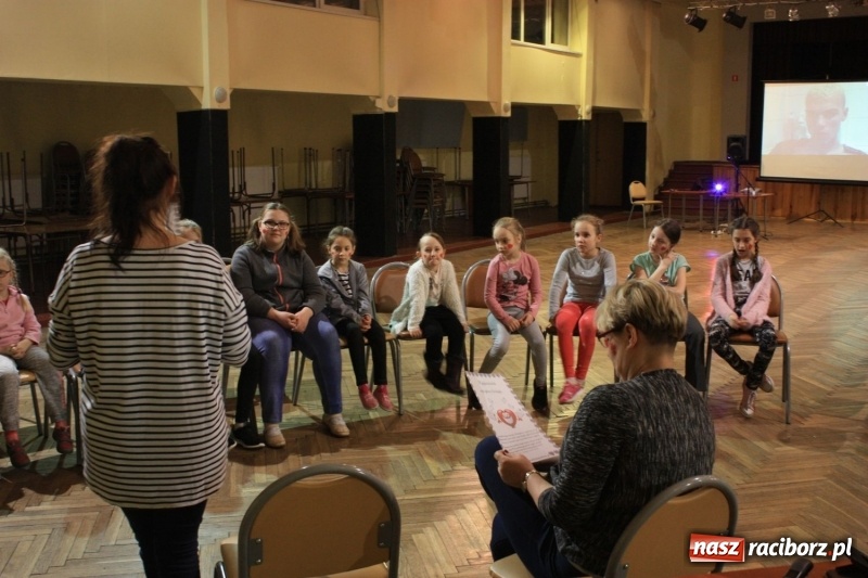 Zdjęcie w galerii na portalu naszraciborz.pl: Biwak Walentynkowy w krzanowickim MOK wiadomości z regionu