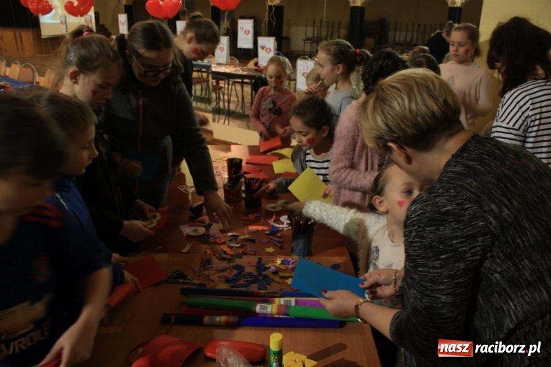 Zdjęcie w galerii na portalu naszraciborz.pl: Biwak Walentynkowy w krzanowickim MOK wiadomości z regionu