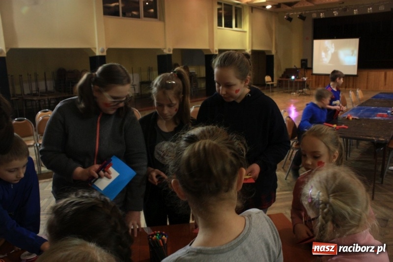 Zdjęcie w galerii na portalu naszraciborz.pl: Biwak Walentynkowy w krzanowickim MOK wiadomości z regionu