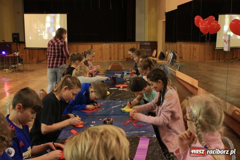 Zdjęcie w galerii na portalu naszraciborz.pl: Biwak Walentynkowy w krzanowickim MOK wiadomości z regionu