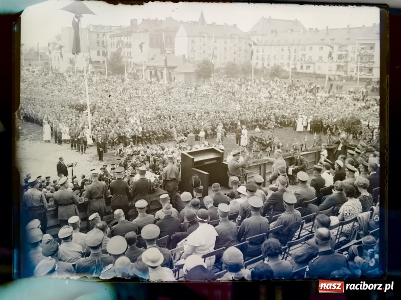 Zdjęcie w galerii na portalu naszraciborz.pl: Nazistowska przeszłość Raciborza. Historia pewnego zdjęcia  wiadomości z regionu