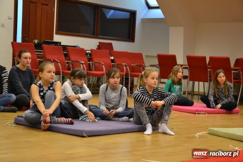 Zdjęcie w galerii na portalu naszraciborz.pl: Ferie zimowe na Zamku Piastowskim. Dziś obchodzono Dzień Kota wiadomości z regionu