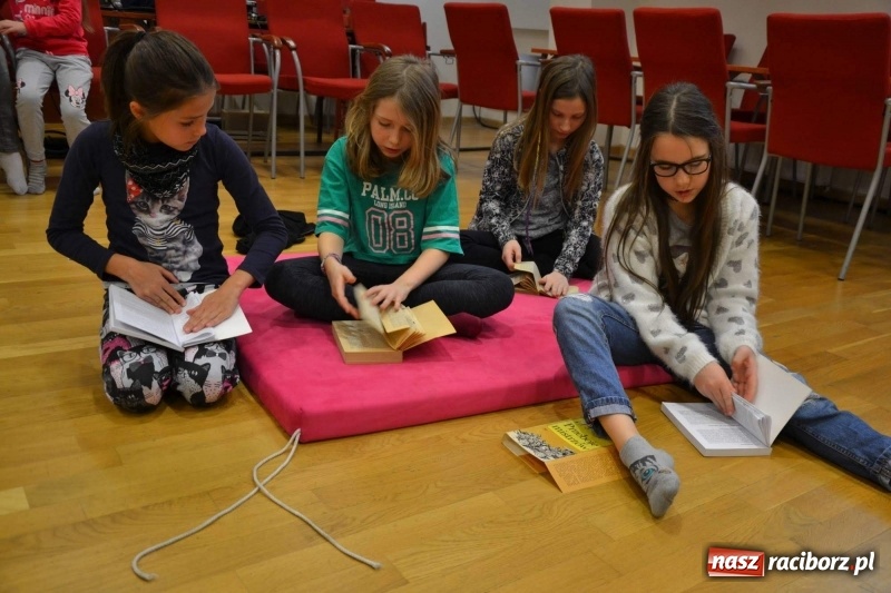 Zdjęcie w galerii na portalu naszraciborz.pl: Ferie zimowe na Zamku Piastowskim. Dziś obchodzono Dzień Kota wiadomości z regionu