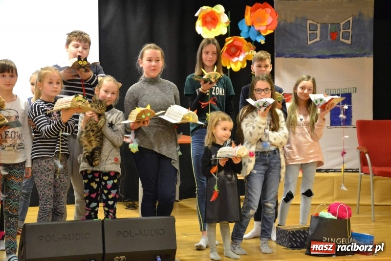 Zdjęcie w galerii na portalu naszraciborz.pl: Ferie zimowe na Zamku Piastowskim. Dziś obchodzono Dzień Kota wiadomości z regionu