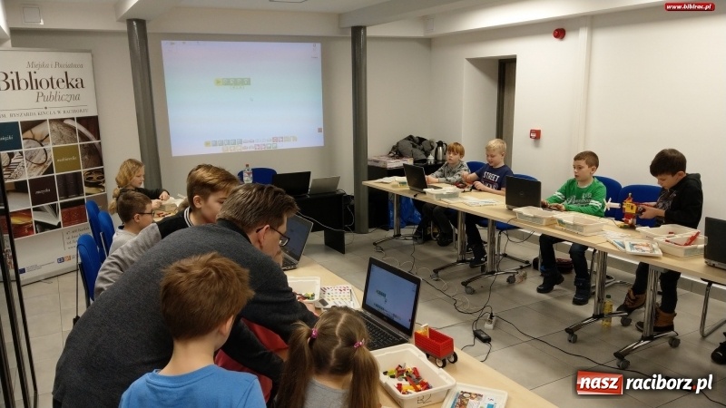 Zdjęcie w galerii na portalu naszraciborz.pl: Zimowa Akademia Młodego Konstruktora, Programisty i Technologa  wiadomości z regionu