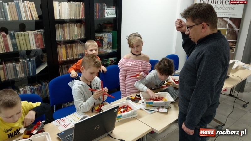 Zdjęcie w galerii na portalu naszraciborz.pl: Zimowa Akademia Młodego Konstruktora, Programisty i Technologa  wiadomości z regionu