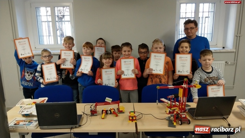 Zdjęcie w galerii na portalu naszraciborz.pl: Zimowa Akademia Młodego Konstruktora, Programisty i Technologa  wiadomości z regionu