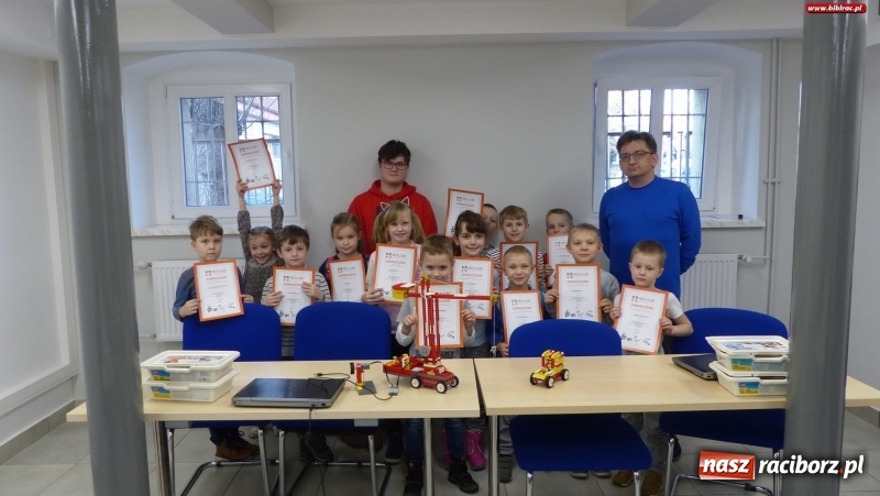 Zdjęcie w galerii na portalu naszraciborz.pl: Zimowa Akademia Młodego Konstruktora, Programisty i Technologa  wiadomości z regionu