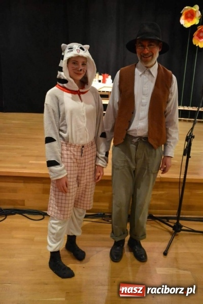 Zdjęcie w galerii na portalu naszraciborz.pl: Jak znalazłem Findusa - premiera spektaklu na Zamku Piastowskim  wiadomości z regionu