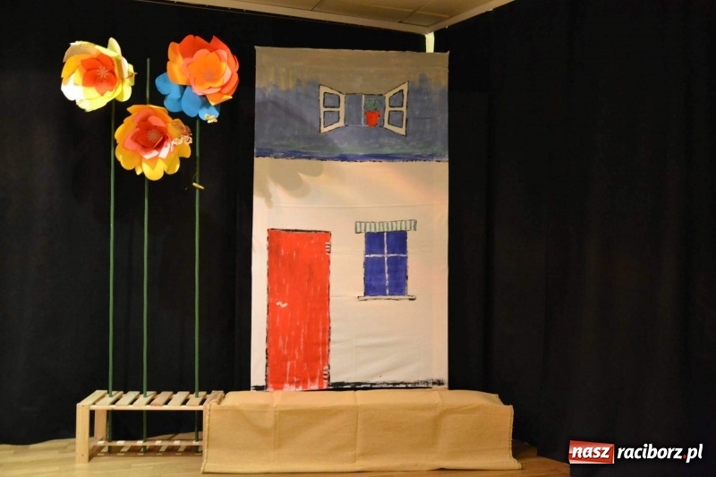 Zdjęcie w galerii na portalu naszraciborz.pl: Jak znalazłem Findusa - premiera spektaklu na Zamku Piastowskim  wiadomości z regionu