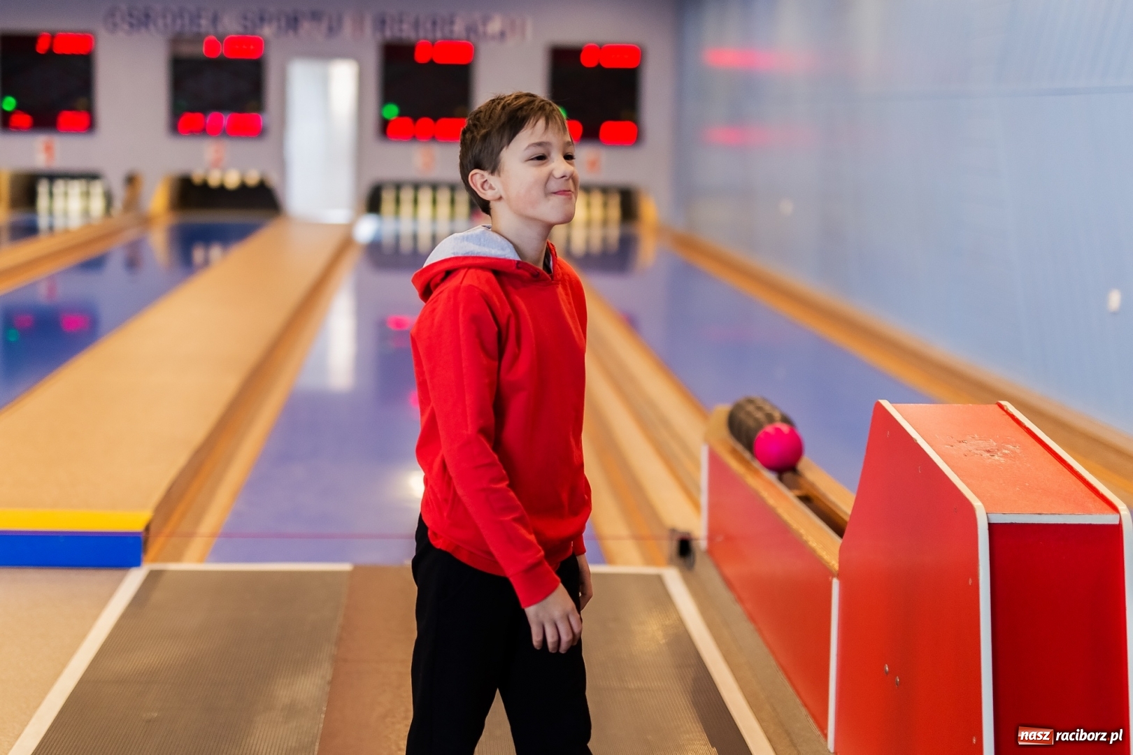 Zdjęcie w galerii na portalu naszraciborz.pl: Turniej kręglarski w ramach akcji Zima w Mieście wiadomości z regionu