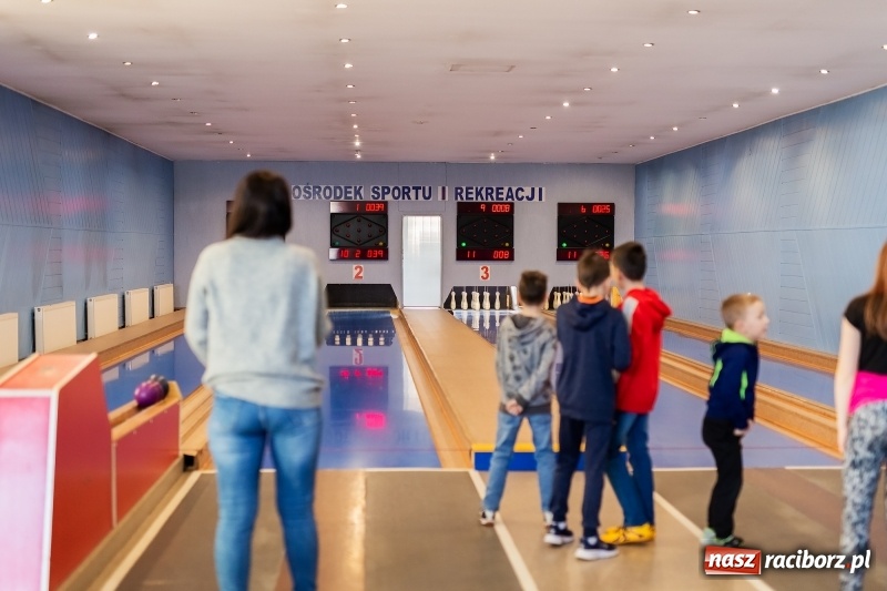 Zdjęcie w galerii na portalu naszraciborz.pl: Turniej kręglarski w ramach akcji Zima w Mieście wiadomości z regionu