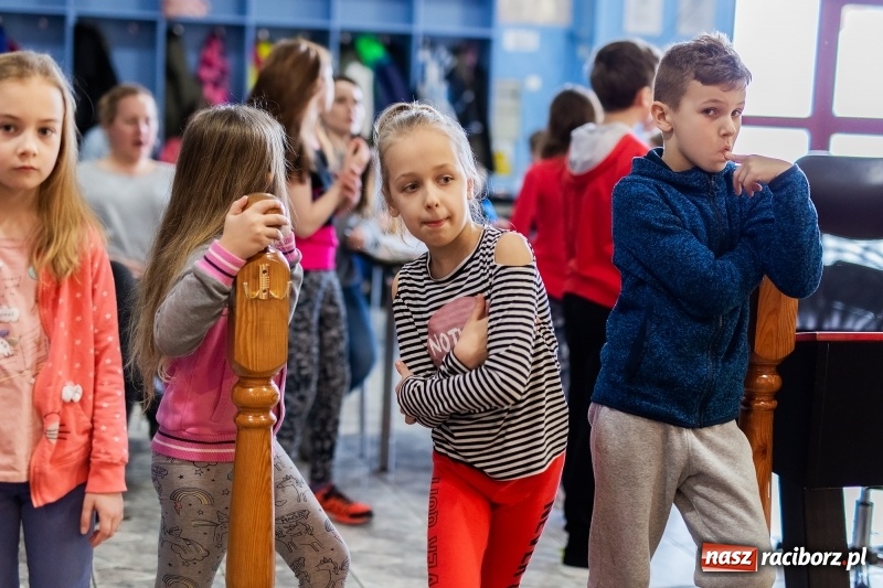 Zdjęcie w galerii na portalu naszraciborz.pl: Turniej kręglarski w ramach akcji Zima w Mieście wiadomości z regionu