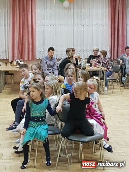 Zdjęcie w galerii na portalu naszraciborz.pl: Księżniczki i potwory w Bojanowie, czyli bal przebierańców w Domu Kultury wiadomości z regionu