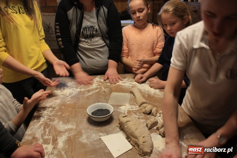 Zdjęcie w galerii na portalu naszraciborz.pl: Chlebowa chata i Przytulia. Dzień pełen wrażeń w Brennej wiadomości z regionu