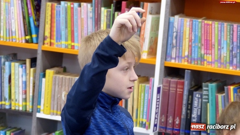 Zdjęcie w galerii na portalu naszraciborz.pl: Jak zostać pisarzem? Sławomir Hanak gościem Ferii z biblioteką wiadomości z regionu