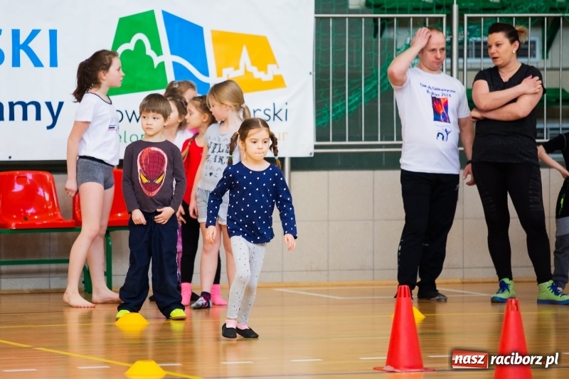 Zdjęcie w galerii na portalu naszraciborz.pl: Maraton Akrobatyczny w Arenie Rafako wiadomości z regionu