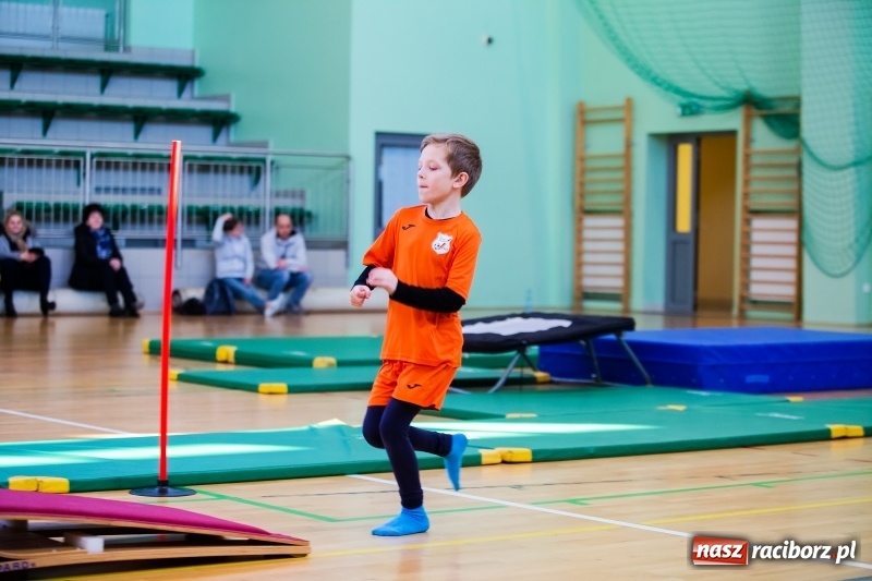 Zdjęcie w galerii na portalu naszraciborz.pl: Maraton Akrobatyczny w Arenie Rafako wiadomości z regionu