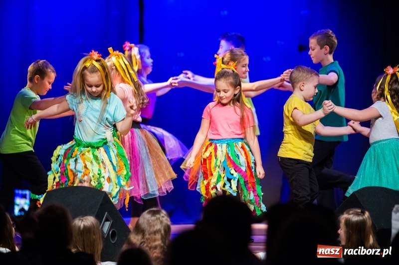 Zdjęcie w galerii na portalu naszraciborz.pl: Vaiana zwieńczeniem zimowych warsztatów w Młodzieżowym Domu Kultury wiadomości z regionu