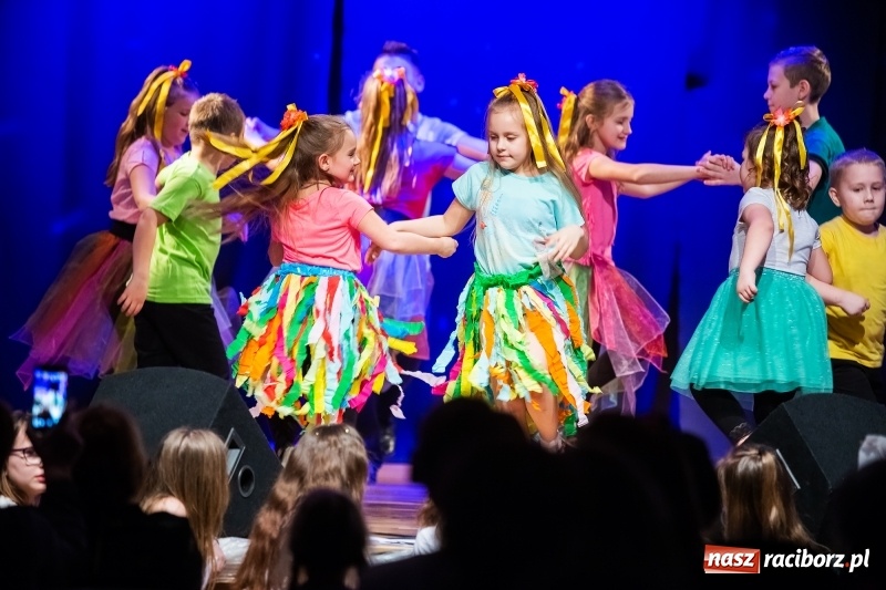 Zdjęcie w galerii na portalu naszraciborz.pl: Vaiana zwieńczeniem zimowych warsztatów w Młodzieżowym Domu Kultury wiadomości z regionu