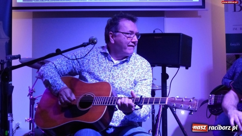 Zdjęcie w galerii na portalu naszraciborz.pl: Koncert CARRANTUOHILL & Bob Bales w raciborskiej bibliotece  wiadomości z regionu