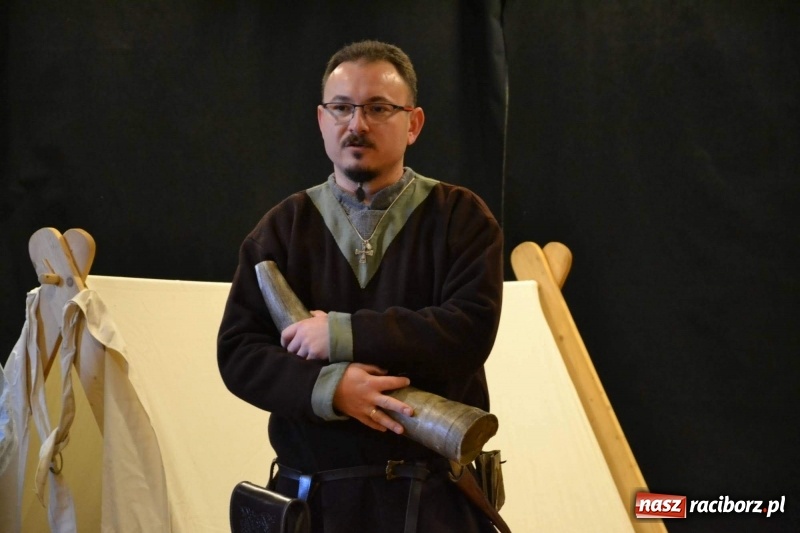 Zdjęcie w galerii na portalu naszraciborz.pl: Drengowie na finał ferii na zamku  wiadomości z regionu