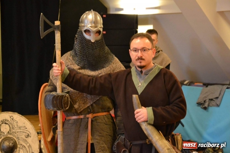 Zdjęcie w galerii na portalu naszraciborz.pl: Drengowie na finał ferii na zamku  wiadomości z regionu