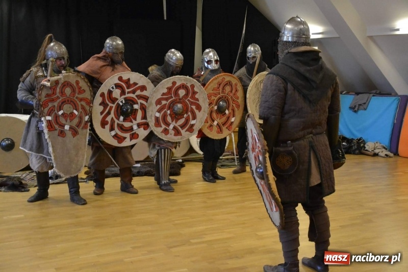 Zdjęcie w galerii na portalu naszraciborz.pl: Drengowie na finał ferii na zamku  wiadomości z regionu