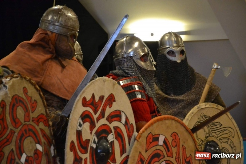 Zdjęcie w galerii na portalu naszraciborz.pl: Drengowie na finał ferii na zamku  wiadomości z regionu