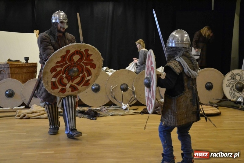 Zdjęcie w galerii na portalu naszraciborz.pl: Drengowie na finał ferii na zamku  wiadomości z regionu