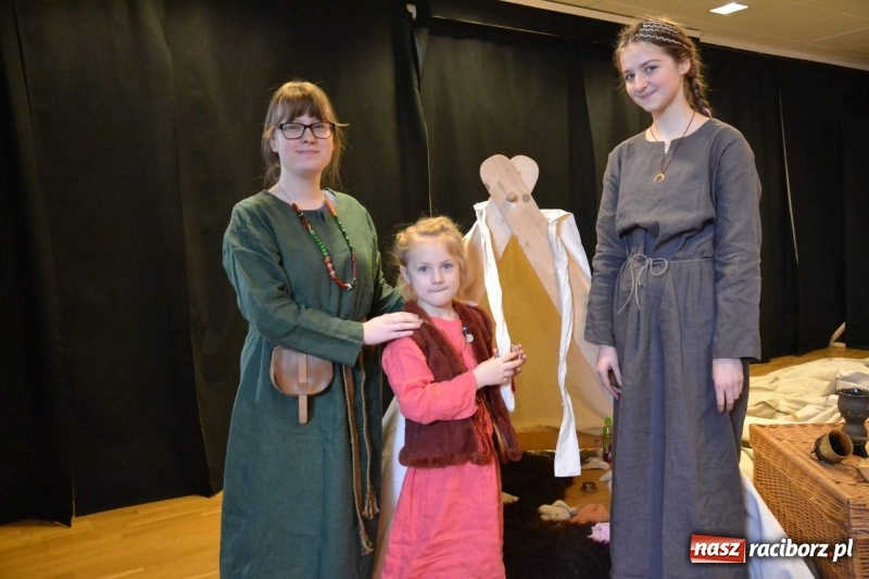 Zdjęcie w galerii na portalu naszraciborz.pl: Drengowie na finał ferii na zamku  wiadomości z regionu