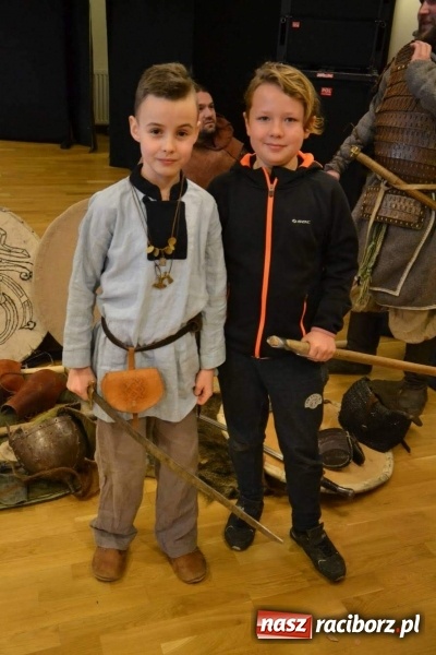 Zdjęcie w galerii na portalu naszraciborz.pl: Drengowie na finał ferii na zamku  wiadomości z regionu