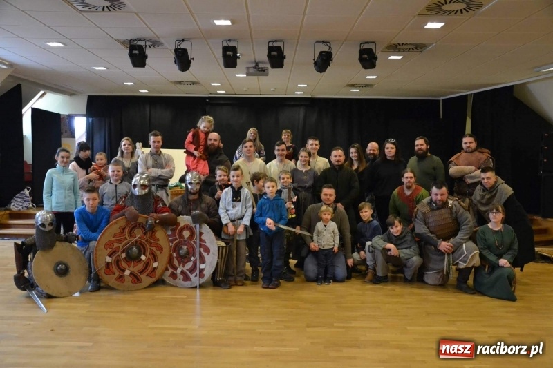 Zdjęcie w galerii na portalu naszraciborz.pl: Drengowie na finał ferii na zamku  wiadomości z regionu