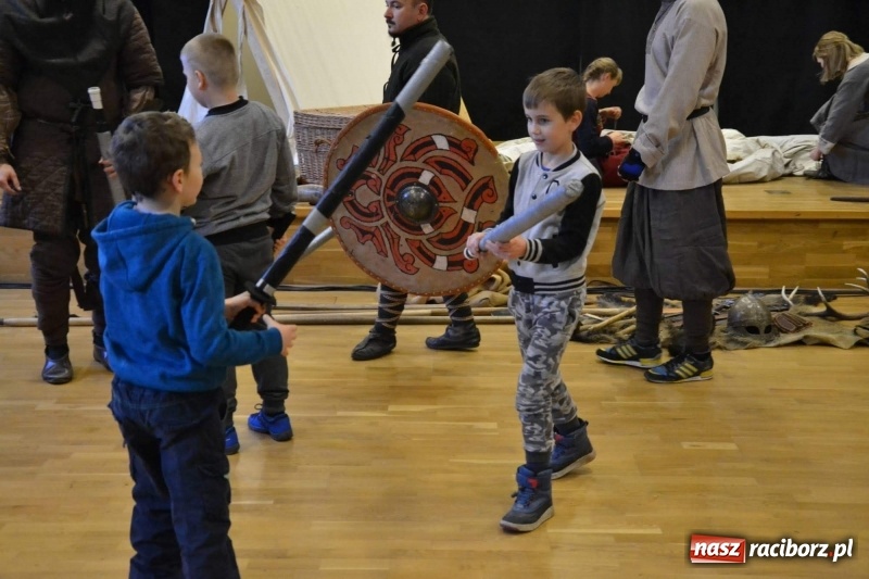 Zdjęcie w galerii na portalu naszraciborz.pl: Drengowie na finał ferii na zamku  wiadomości z regionu