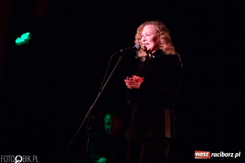 Zdjęcie w galerii na portalu naszraciborz.pl: Koncert Edyty Geppert w Raciborskim Centrum Kultury wiadomości z regionu