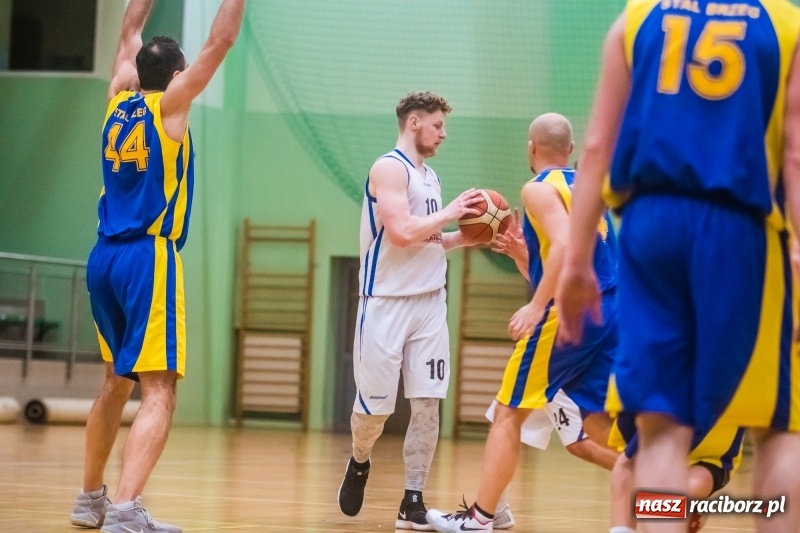 Zdjęcie w galerii na portalu naszraciborz.pl: Koszykówka: Ofensywa zmiażdżyła brzeską Stal wiadomości z regionu